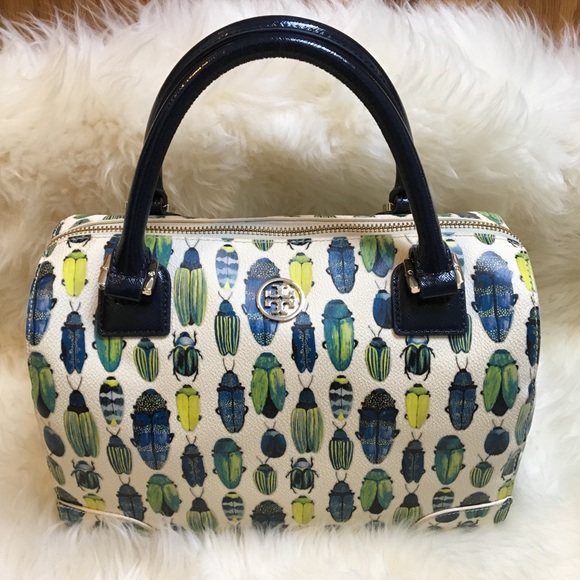 tory burch beetle bag
